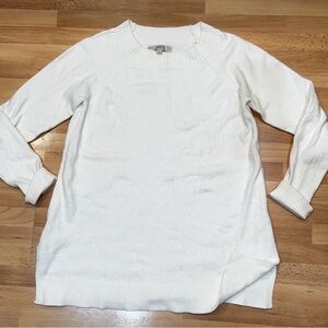 Super Soft White Sweater Long Sleeved, Open Sides at Hem, The Loft, Size Medium